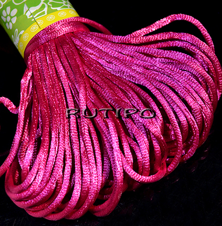 Атласный шнур Medium Violet Red 2.5мм, моток 20м