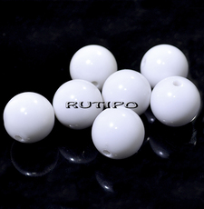 Бусина White 18мм, шт