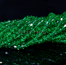 Біконус Emerald, 3.5-3.8мм, нитка 33см (бл. 106шт)