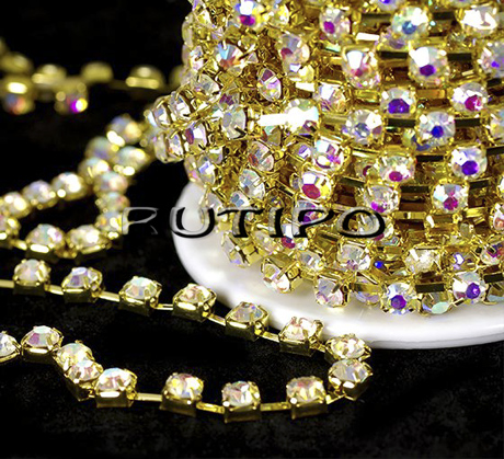 Цепь Golden со стразами SS6 Crystal AB, 10см