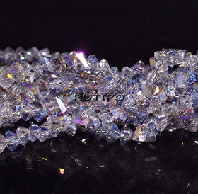 Бусины Triangle, Lilac AB, 6*5*3.5мм, низка 28см(ок. 87шт)