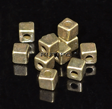 Бусина Куб Antique Bronze 4мм, шт