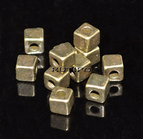 Бусина Куб Antique Bronze 4мм, шт