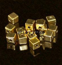 Бусина Antique gold 4мм, шт