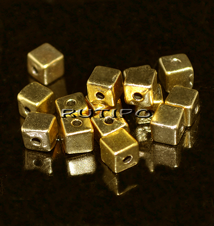 Бусина Antique gold 4мм, шт