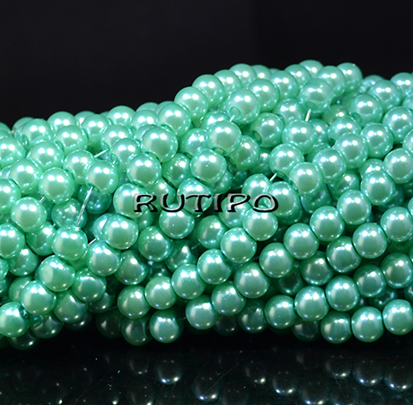 Стеклянный жемчуг Turquoise, 6мм, низка 78см (ок. 140шт)