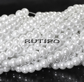Скляні перли White, 6мм, нитка 80см (бл. 145шт)