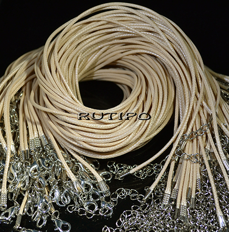 Основа на шею Khaki 1.5мм*43см, шт