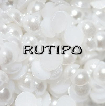 Полубусины White 4мм, 1г (55-60шт) 