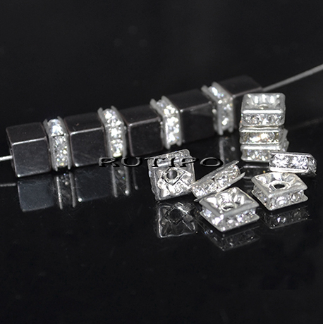 Разделитель Silver со стразами, 6мм, шт