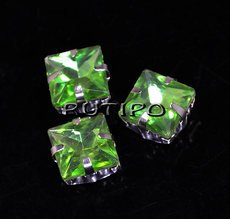 Шатон квадрат, LightGreen, 10*10*7мм, шт