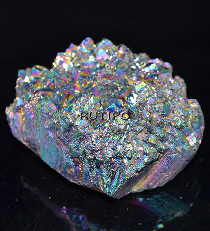 Друза кварца Rainbow Plated, 70*61*34мм, 157.52г
